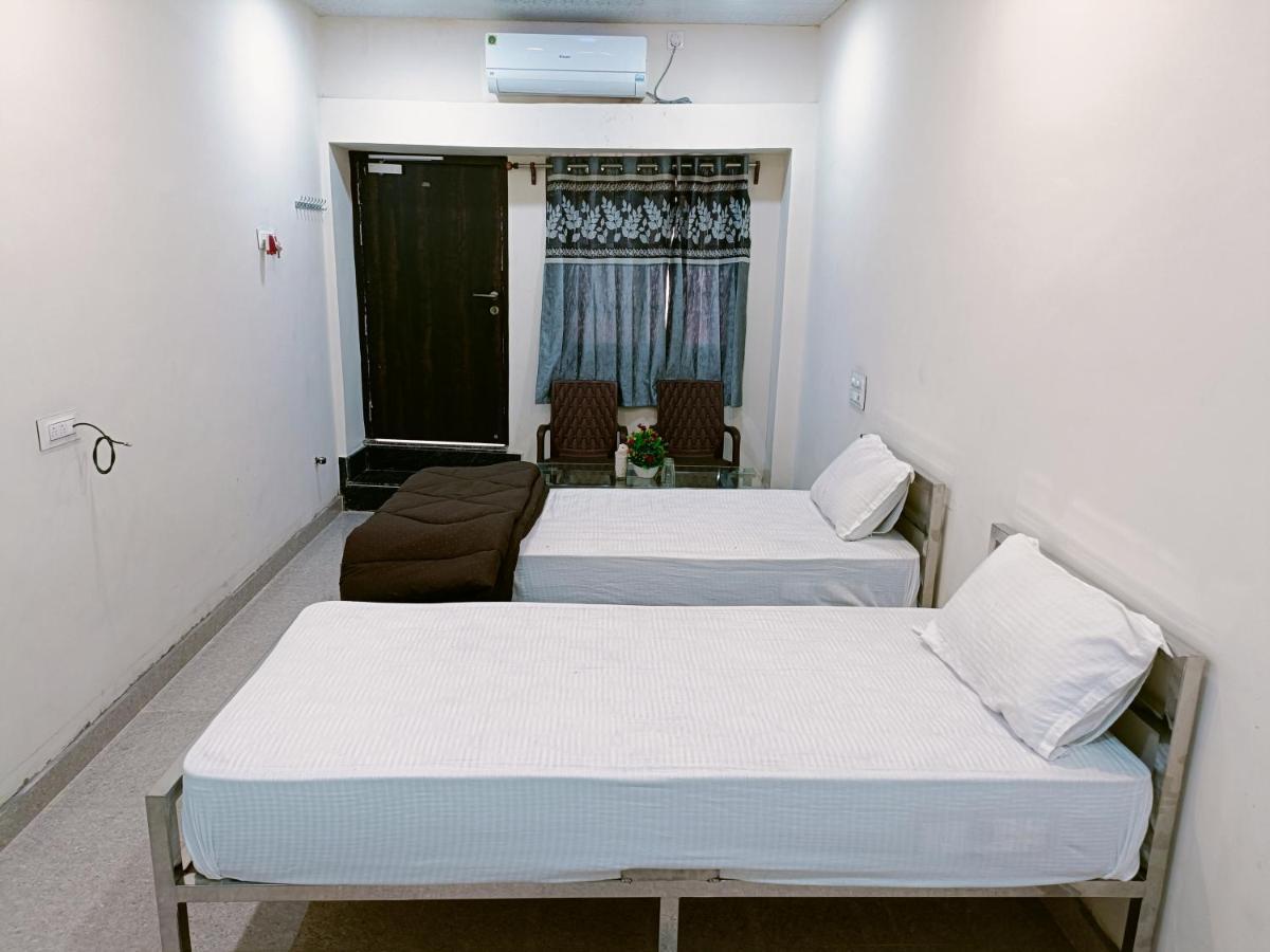 Hotel Royal Inn Satna Exterior photo